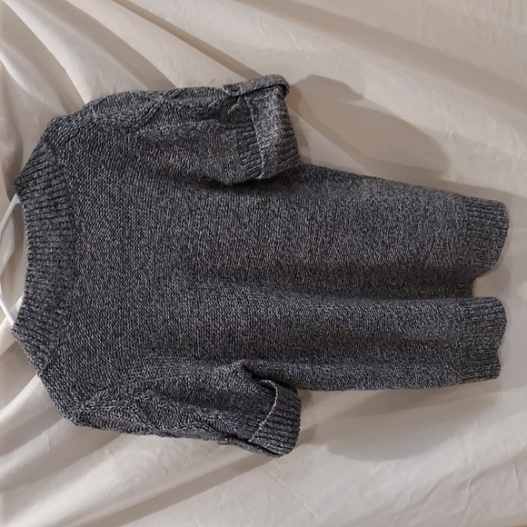 Debbie Morgan Gray with White Flecks Short Sleeve Shawl Neck Sweater Size Medium - Picture 4 of 7